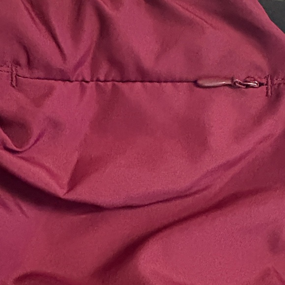 Athletic Works Women's Burgundy Elastic Waist Athletic Shorts - Picture 3 of 6